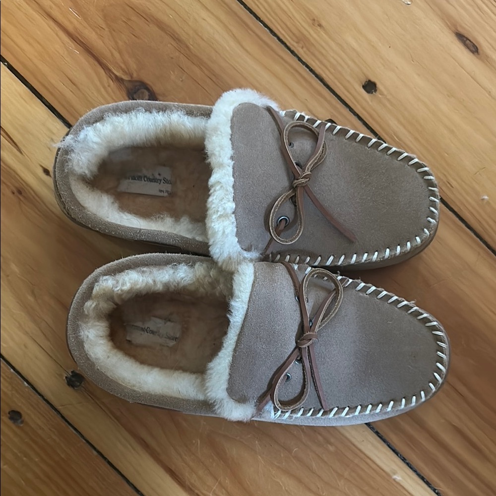 Vermont Countey Store Men’s shearling slippers